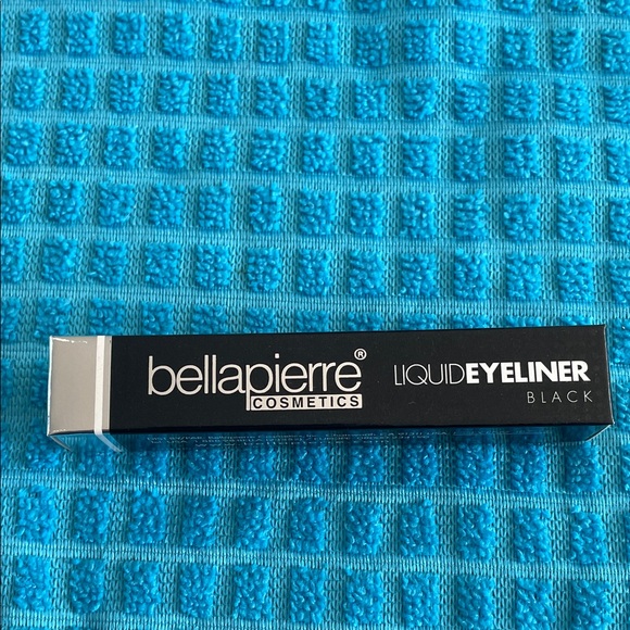 Bellapierre Cosmetics Other - Bellapierre Liquid Eyeliner - Black